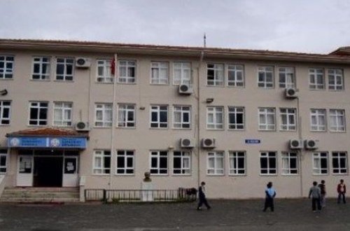 Orta məktəbdə təcavüz qalmaqalı - 14 yaşlı qız... - FOTOLAR