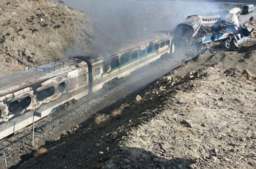 İranda 45 sərnişinin ölümü ilə nəticələnən qatar qəzasına görə 3 nəfər saxlanıldı