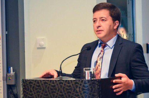 Kimsiz axı siz? Kimə lazımsız axı siz? - MİLLƏT VƏKİLİ SƏRT DANIŞDI