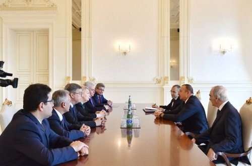 İlham Əliyev Rusiyalı naziri qəbul edib – FOTO