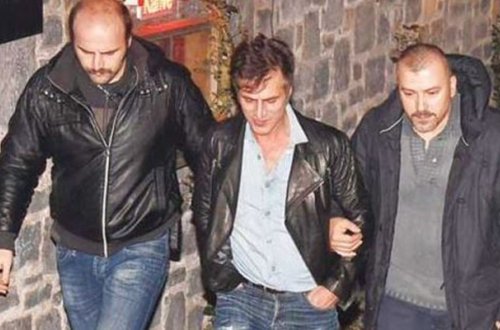 Məşhur müğənni barda döyüldü