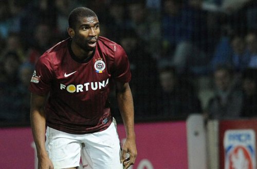 Türkiyəli futbolçunun əkiz uşaqları qəzada öldü