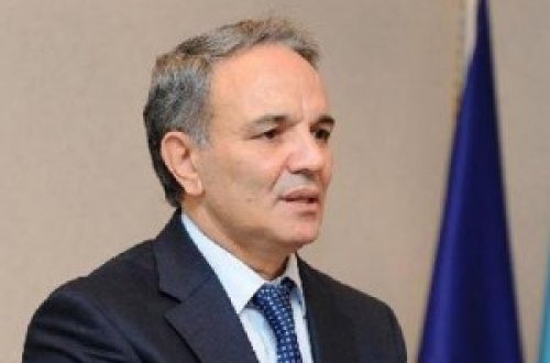 Əflatun Amaşov Zakir Qaralovun təklifləri haqda: “Bu məsələyə həssas yanaşmaq lazımdır”