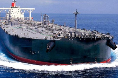 Neft tankerləri toqquşdu