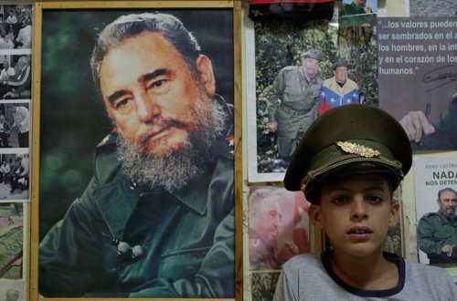 Kennedidən sonra ilk şans: Tramp “Azadlıq adası” ilə dost olacaqmı?