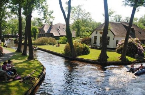 Bu kənddə nə yol var, nə də avtomobil - FOTOLAR