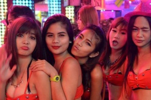 Günahlar şəhəri: orada bütün qadınlar fahişədir - FOTO