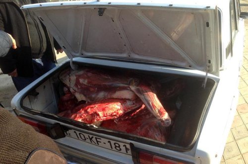 At cəmdəkləri və bir tondan artıq yararsız ət aşkarlandı - FOTO