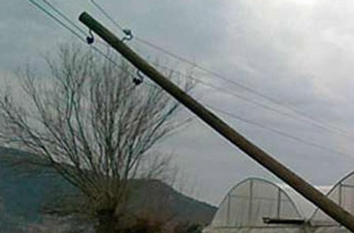 Güclü külək rayonları işıqsız qoydu