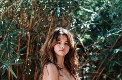 Selena Qomezin sosial şəbəkəni çalxalayan FOTOLARI