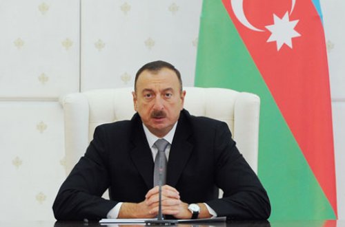 Prezident İlham Əliyev Tailand Kralını təbrik edib