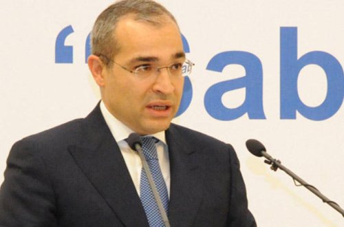 Nazir müəllimlərin maaşından danışdı