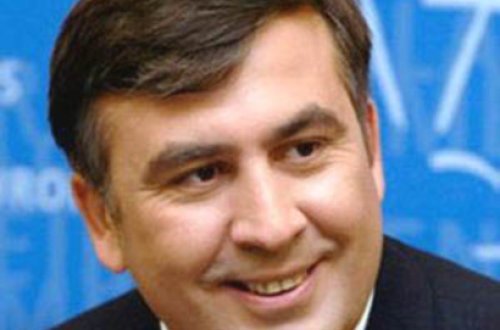 Saakaşvili aeroportun tranzit ərazisində yaşamağa hazırdır