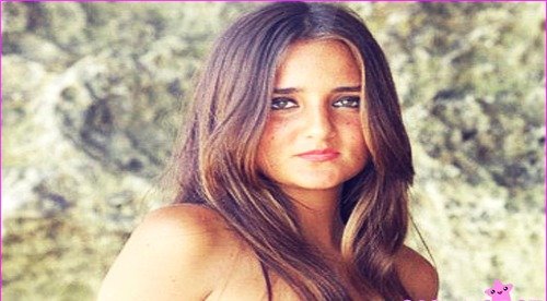 20 yaşlı qız kasıblar üçün bakirəliyini satışa belэ çıxardı - FOTO