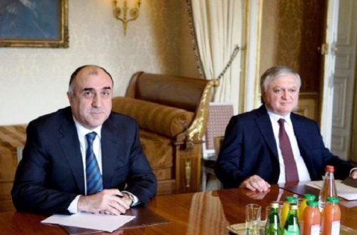 Məmmədyarov və Nalbandyan Hamburqda görüşdü