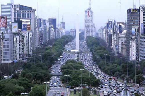Argentinadan yeni qərar — küçədə qadınlara söz atmaq cinayətdir