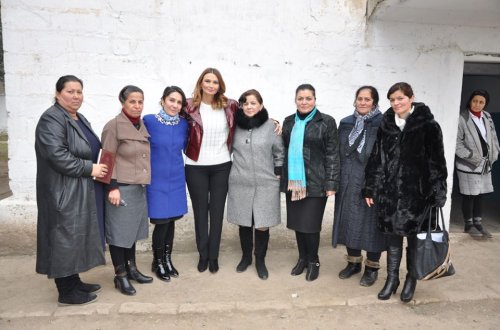 Qənirə Paşayeva Qovlarda sakinlərlə görüşüb - FOTOLAR