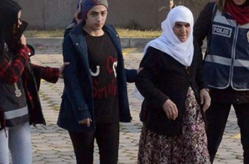 18 yaşlı qızın alt paltarından çıxanlar polisi ŞOKA SALDI - FOTOLAR