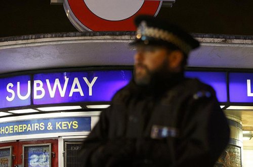 “Müsəlman öldürmək istəyirəm” deyərək - Bıçaqladı