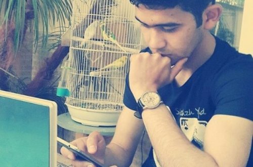 Metronun qarşısında öldürülən oğlanın ailəsi: 