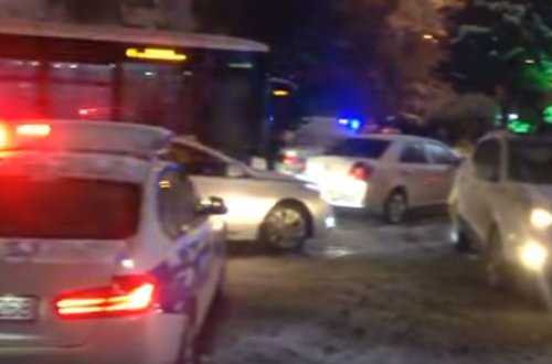 Bakıda maşınlar tuneldə qalıb - Video