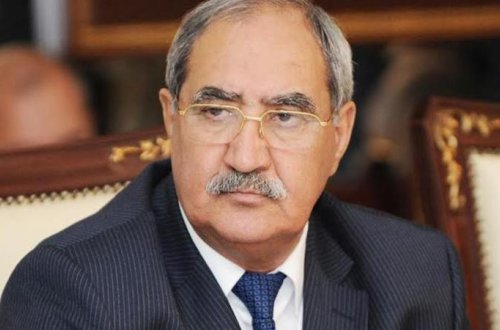 Deputat: “Orada yığılan pullar büdcəyə deyil, ciblərə gedir”