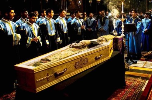 Dünya bu xəbərlə SARSILDI: Məşhur aparıcının ölüm xəbəri gəldi - FOTOLAR