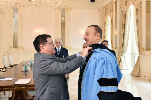 Prezidentə Fəxri professor diplomu verildi - FOTO + Yenilənib