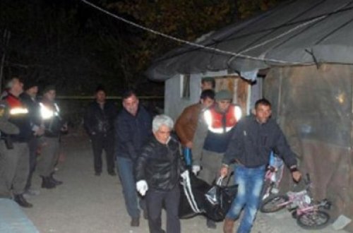 Arvadını alverçi ilə tutan ər ikisini də öldürdü - Uşaqlarının göz qarşısında - FOTOLAR