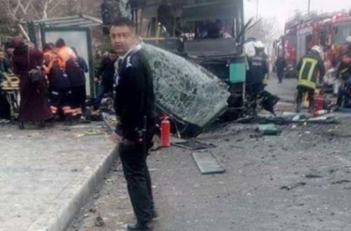 Türkiyədə hərbçilərin olduğu avtobus partladıldı — 13 ölü, 55 yaralı - VİDEO + YENİLƏNİR