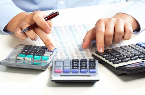 Cari hesabın profisiti 3 milyard dollar olub