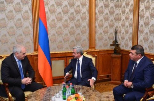 Mqebrişvili Ermənistana səfər edib