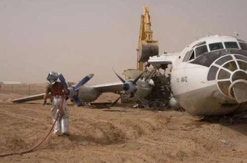 İndoneziyada hərbi təyyarə qəzaya düşdü - 13 ölü