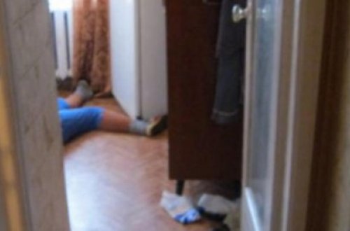 Bakıda faciəvi şəkildə ölən 22 yaşlı qızın toy xonçası məzarına qoyuldu - FOTO