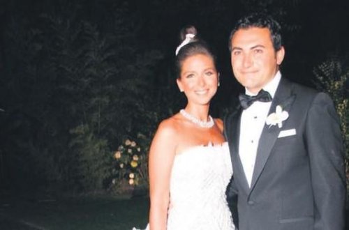 9 illik xoşbəxt ailə boşanma ilə bitdi