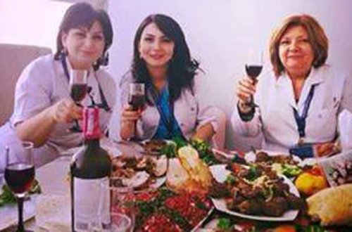 Həkimlərin bu fotosu haqda - Rəsmi açıqlama