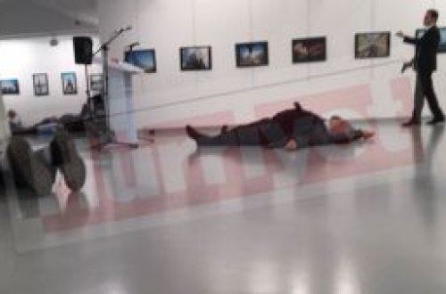 Rusiyanın Türkiyədəki səfirinə silahlı hücumun ŞOK VİDEOLARI - YENİLƏNİB