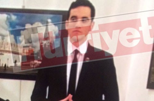 Andrey Karlovu güllələyən şəxsin - Fotosu