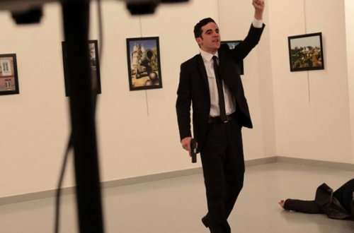 Avropa Parlamentinin rəhbəri — “Rusiya səfirinin qətlini şiddətlə qınayıram” + FOTO