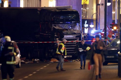 SON DƏQİQƏ: Berlində də TERROR: 9 ÖLÜ, 50-DƏN ÇOX YARALI