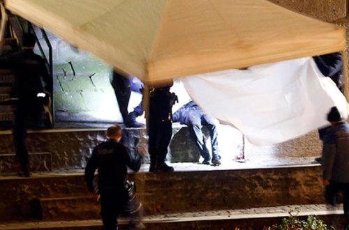 Məscidə silahlı hücum — Yaralananlar var