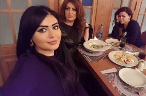 Rəqqasə Fatimənin qızı gözəlliyi ilə meydan oxudu - FOTOLAR