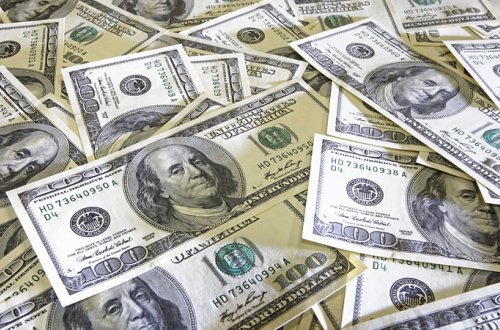 AMB: Sabah dolların rəsmi məzənnəsi 1,7575 manat olacaq