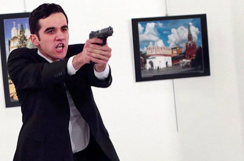 Səfiri güllələyən Mertin atası DANIŞDI: İlginc MƏLUMATLAR ÜZƏ ÇIXDI