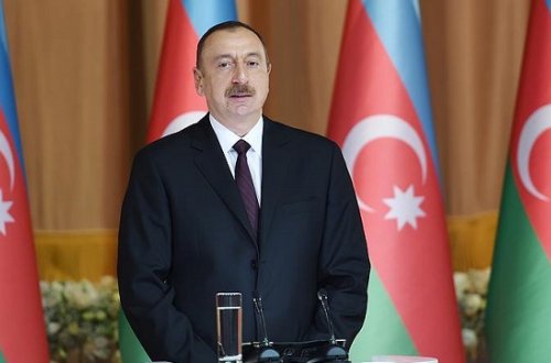 Prezidentin tapşırığı ilə köçkün ailəsinə yardım edilib