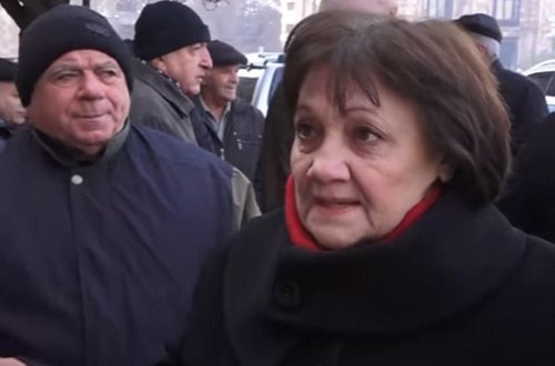 İrəvanda etirazlar yenidən qızışdı