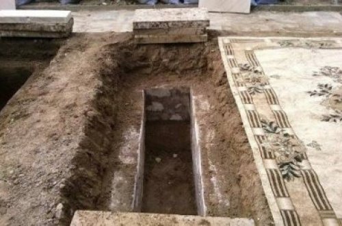 Bakıda rüsvayçılıq: Cənazəni 3 gündür dəfn etməyə qoymurlar - “Qəbiristanlığa 230 manat gətir, dəfn edək”