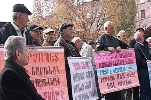 Ermənistanda əlillər etiraza qalxdı