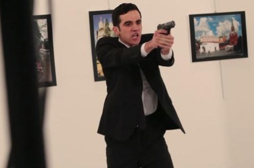 Rus səfiri öldürən şəxsin ailəsi övladlarının cənazəsindən İMTİNA ETDİ