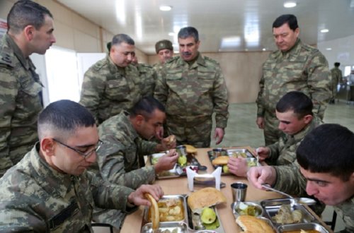 Zakir Həsənov yenidən cəbhə bölgəsində - Fotolar